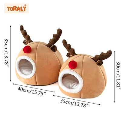 Reindeer-Shaped Christmas Pet House