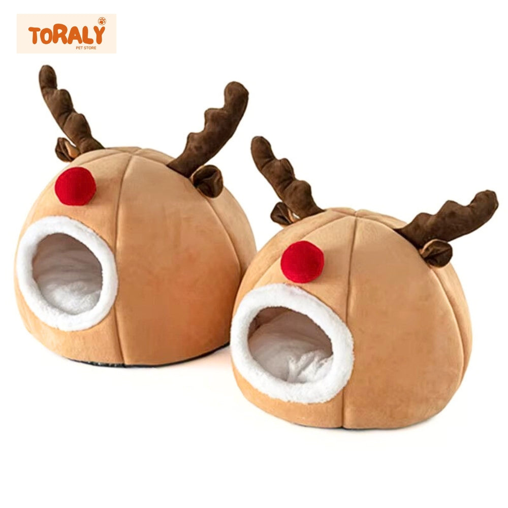 Reindeer-Shaped Christmas Pet House